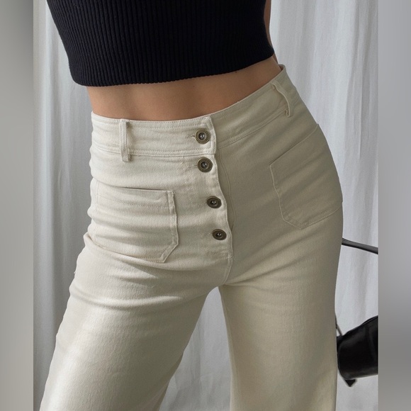 PANTS wide leg buttoned pant — In Cream - Picture 4 of 6